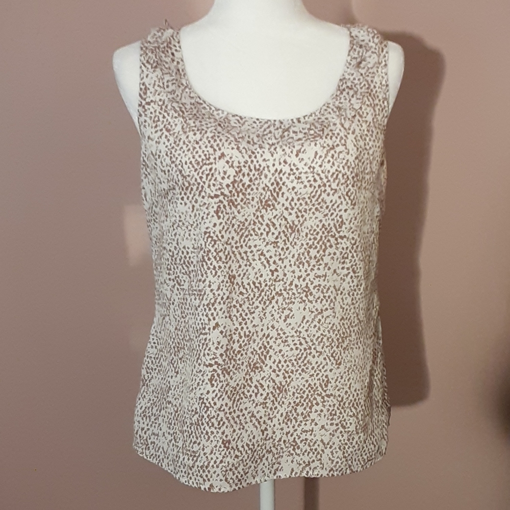 Lovely Tan/Cream Blouse!